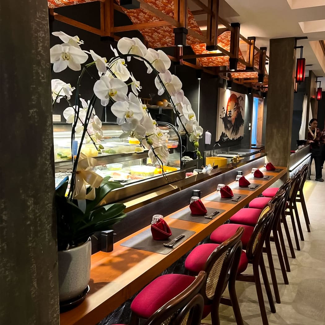 Suzayaki sushi bar hua hin